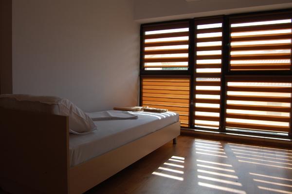 The White House Hostel Karlovo Exterior photo